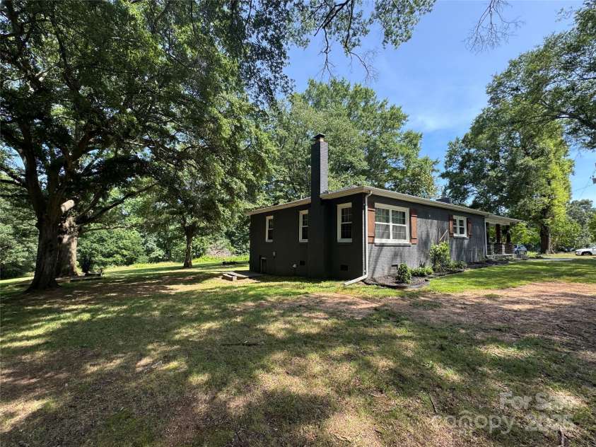6616 Love Mill Road, Monroe, NC 28110.  MLS# CAR4273797, YatesRealty ID 25027. 
