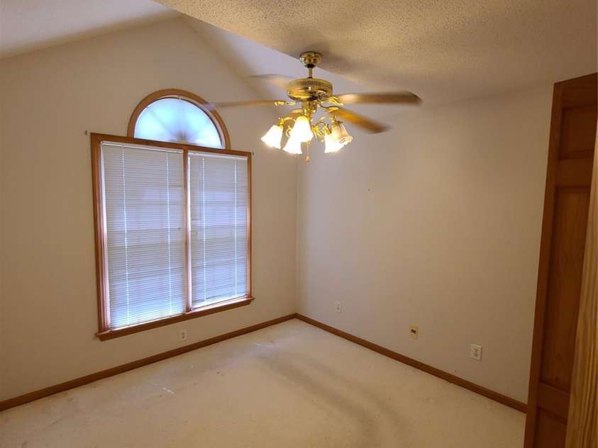 110 Kimberly Lane, Kings Mountain, NC 28086.  MLS# CAR4270182, YatesRealty ID 25028. 