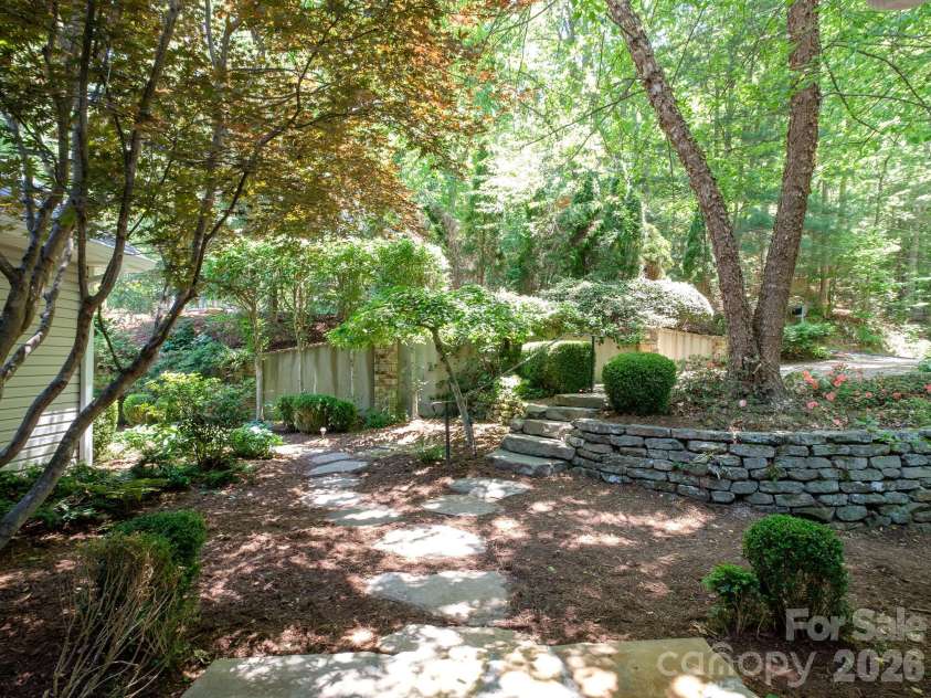 30 Cherokee Trail, Fletcher, NC 28732.  MLS# CAR4381423, YatesRealty ID 25028. 
