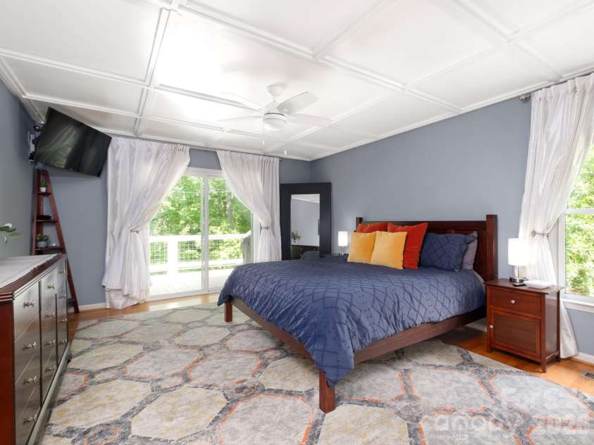 30 Cherokee Trail, Fletcher, NC 28732.  MLS# CAR4381423, YatesRealty ID 25028. 