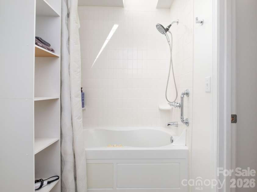 30 Cherokee Trail, Fletcher, NC 28732.  MLS# CAR4381423, YatesRealty ID 25028. 