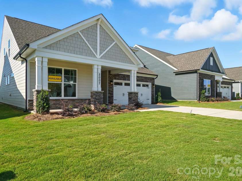 2007 Mantle Ridge Drive, Indian Trail, NC 28079.  MLS# CAR4247413, YatesRealty ID 25029. 
