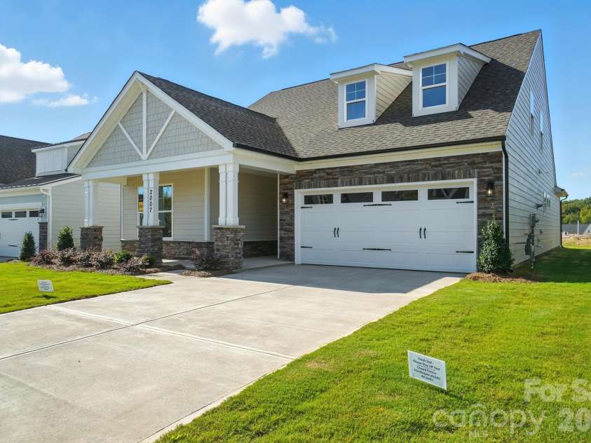2007 Mantle Ridge Drive, Indian Trail, NC 28079.  MLS# CAR4247413, YatesRealty ID 25029. 