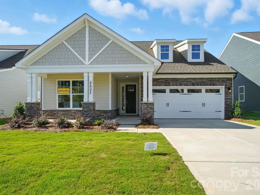 2007 Mantle Ridge Drive, Indian Trail, NC 28079.  MLS# CAR4247413, YatesRealty ID 25029. 