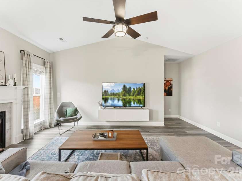 248 Pinnacle Crossing, Shelby, NC 28152.  MLS# CAR4345640, YatesRealty ID 2503. 