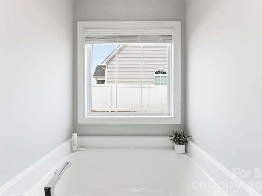 248 Pinnacle Crossing, Shelby, NC 28152.  MLS# CAR4345640, YatesRealty ID 2503. 