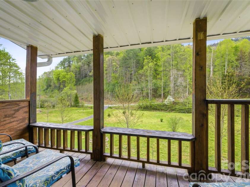 6470 Stone Mountain Road, Lenoir, NC 28645.  MLS# CAR4356646, YatesRealty ID 25030. 