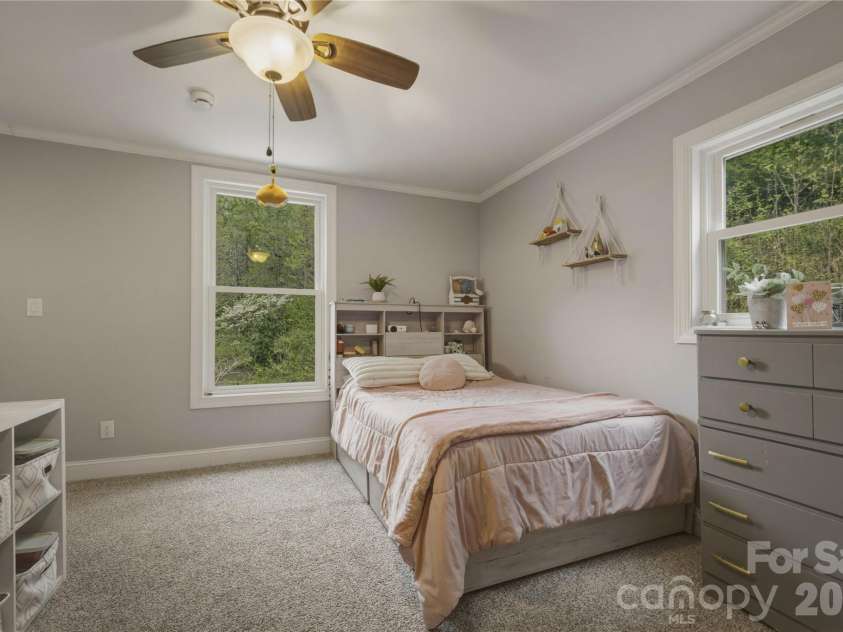 6470 Stone Mountain Road, Lenoir, NC 28645.  MLS# CAR4356646, YatesRealty ID 25030. 