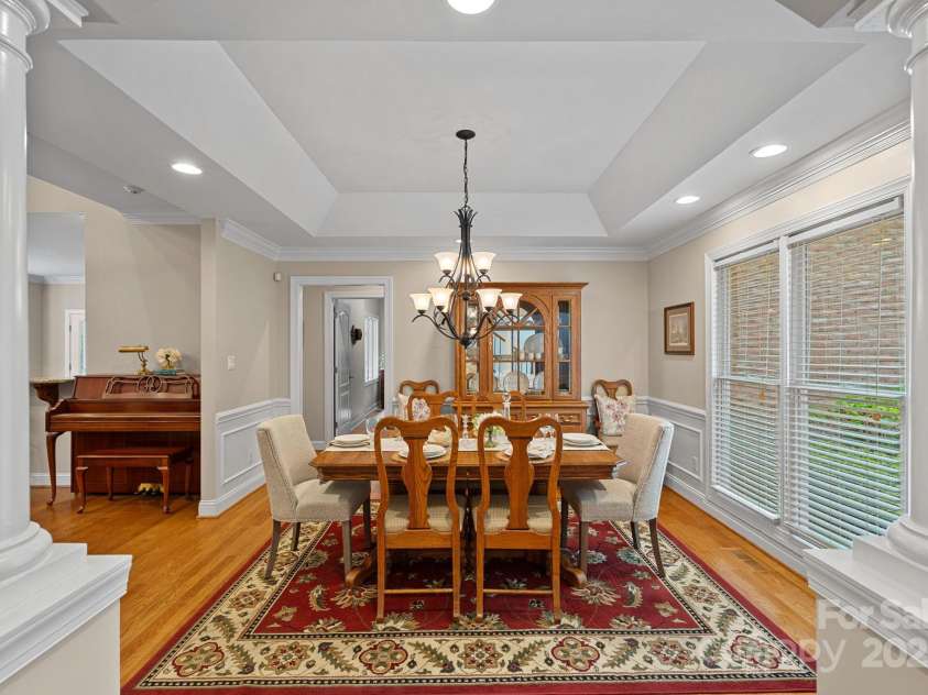 166 Pinnacle Shores Drive, Mooresville, NC 28117.  MLS# CAR4259986, YatesRealty ID 25031. Formal Dining Room