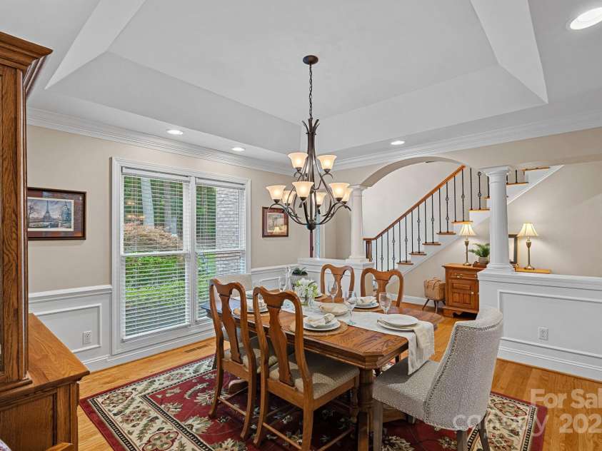 166 Pinnacle Shores Drive, Mooresville, NC 28117.  MLS# CAR4259986, YatesRealty ID 25031. Formal Dining Room with trey ceilings