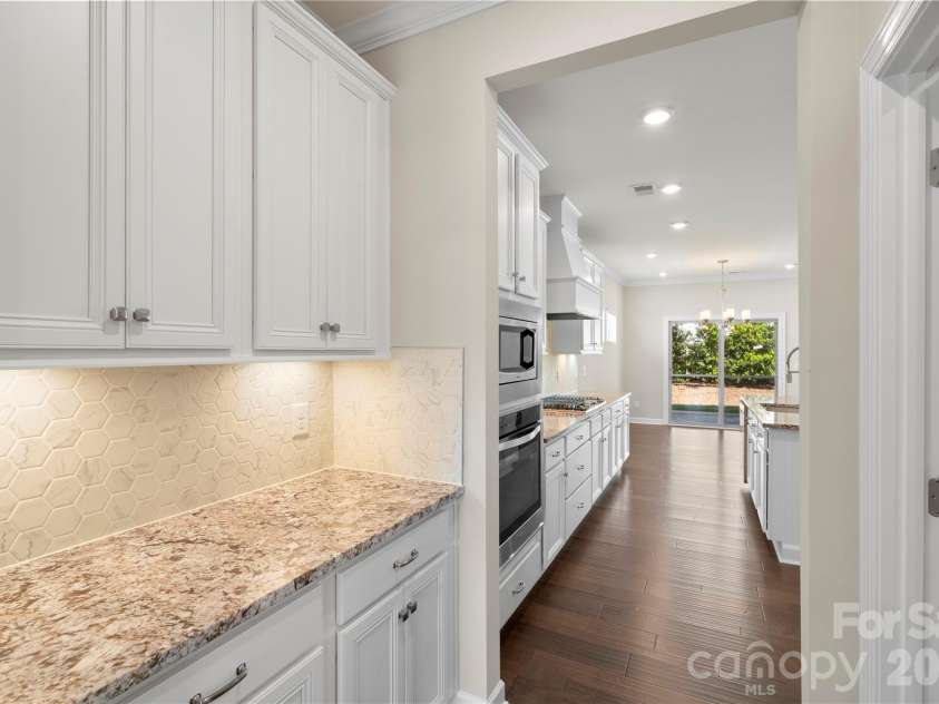 2017 Saxon Place, Fort Mill, SC 29715.  MLS# CAR4374406, YatesRealty ID 25032. 