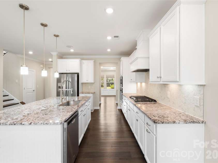 2017 Saxon Place, Fort Mill, SC 29715.  MLS# CAR4374406, YatesRealty ID 25032. 