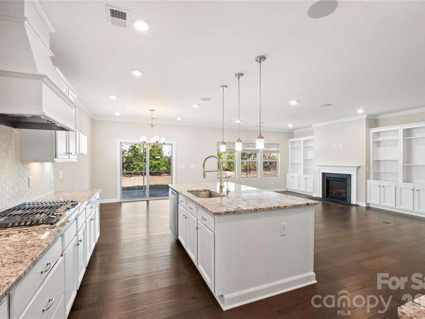 2017 Saxon Place, Fort Mill, SC 29715.  MLS# CAR4374406, YatesRealty ID 25032. 
