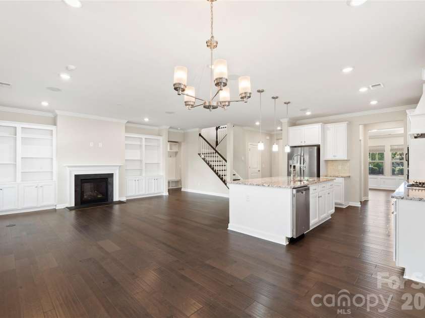 2017 Saxon Place, Fort Mill, SC 29715.  MLS# CAR4374406, YatesRealty ID 25032. 