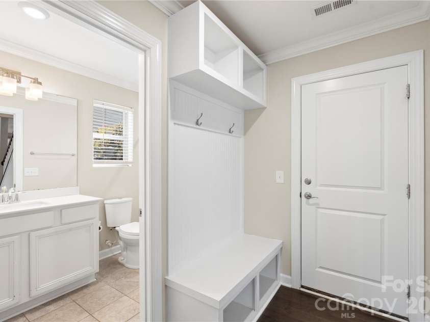 2017 Saxon Place, Fort Mill, SC 29715.  MLS# CAR4374406, YatesRealty ID 25032. 