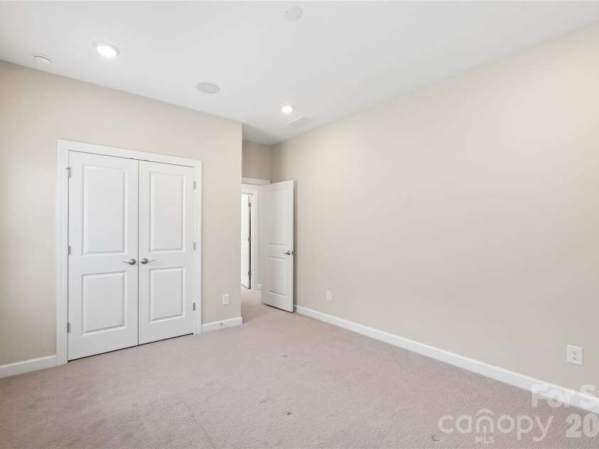 2017 Saxon Place, Fort Mill, SC 29715.  MLS# CAR4374406, YatesRealty ID 25032. 