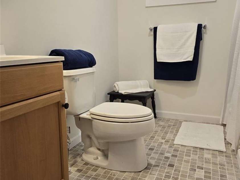 6140 Barclay Lane, Clover, SC 29710.  MLS# CAR4262607, YatesRealty ID 25032. 