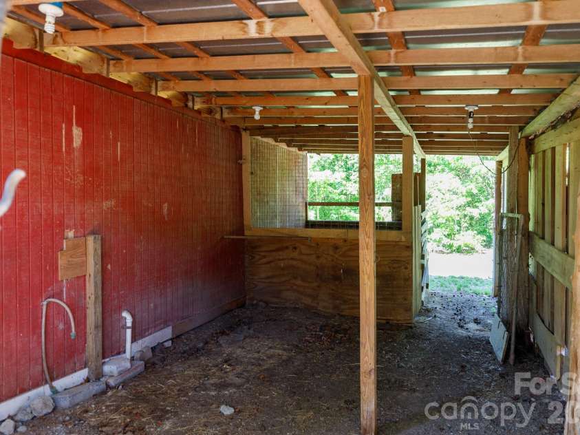 2967 Starnes Drive, Rock Hill, SC 29730.  MLS# CAR4384838, YatesRealty ID 25033. 
