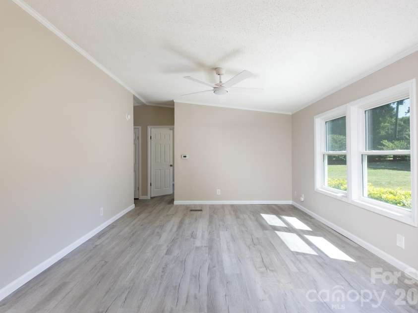 2967 Starnes Drive, Rock Hill, SC 29730.  MLS# CAR4384838, YatesRealty ID 25033. 