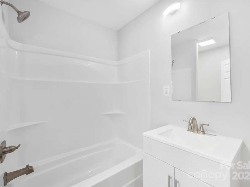 716 Graham Street, Shelby, NC 28150.  MLS# CAR4271654, YatesRealty ID 25033. 