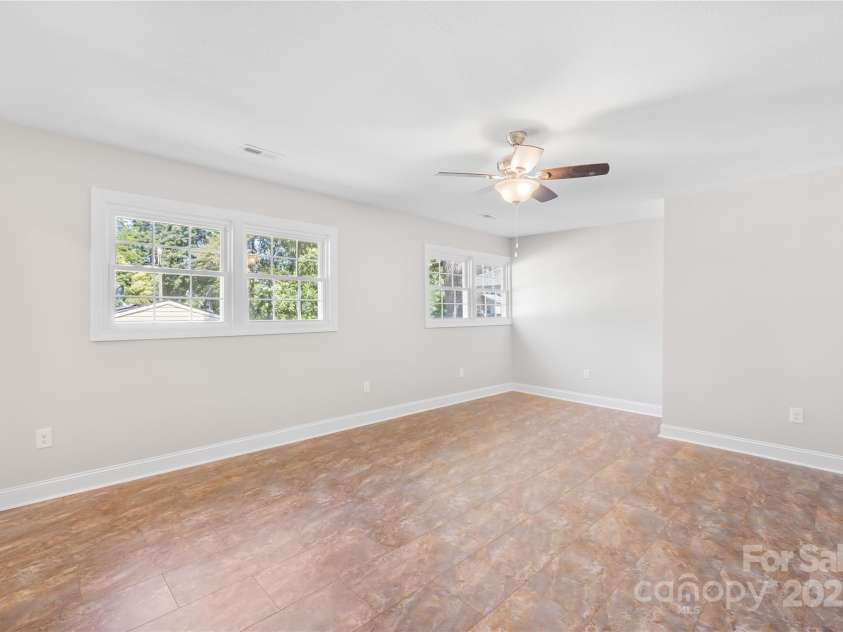 716 Graham Street, Shelby, NC 28150.  MLS# CAR4271654, YatesRealty ID 25033. 