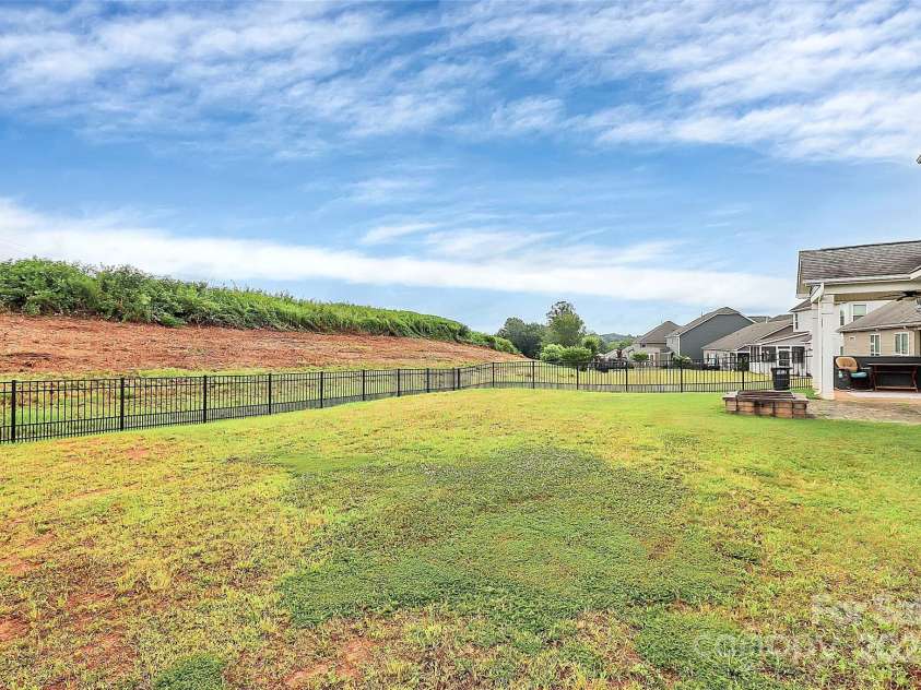 1540 Post Court, Gastonia, NC 28054.  MLS# CAR4277771, YatesRealty ID 25034. 