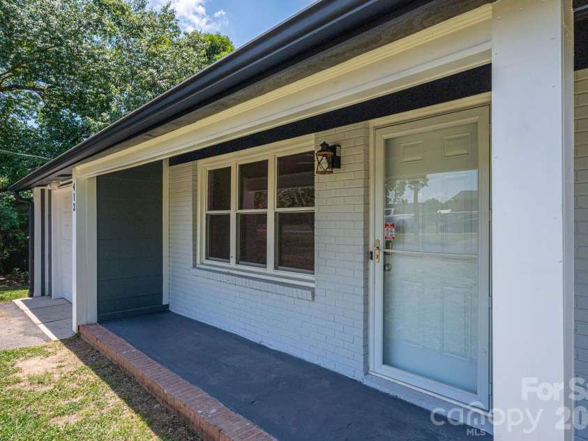 413 Bell Road, Kings Mountain, NC 28086.  MLS# CAR4384355, YatesRealty ID 25034. 