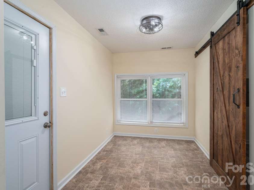 413 Bell Road, Kings Mountain, NC 28086.  MLS# CAR4384355, YatesRealty ID 25034. 