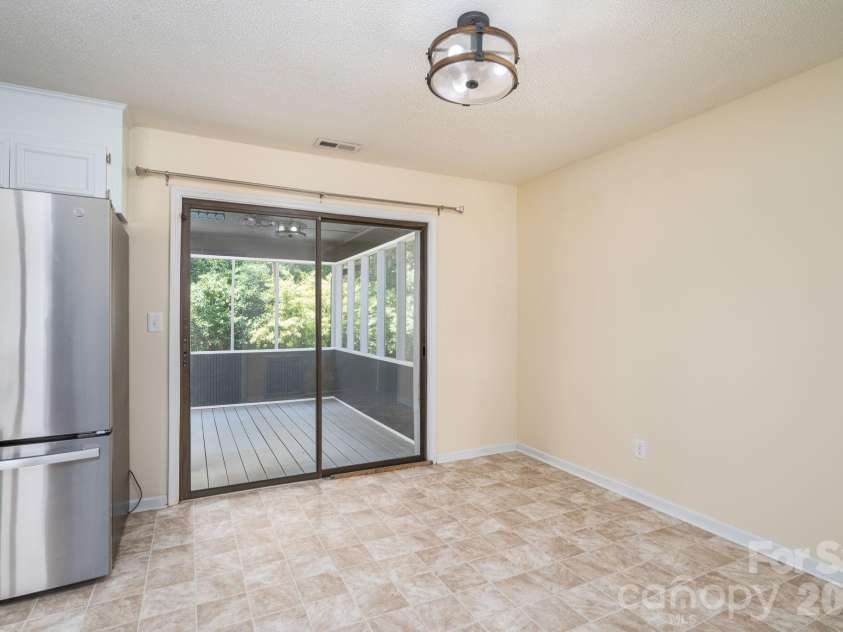 413 Bell Road, Kings Mountain, NC 28086.  MLS# CAR4384355, YatesRealty ID 25034. 