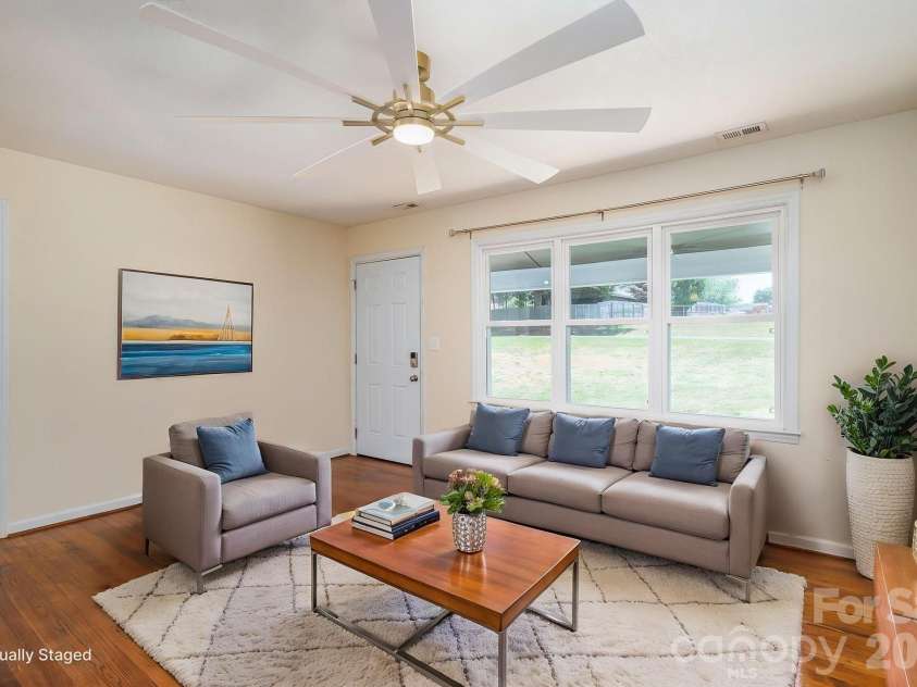 413 Bell Road, Kings Mountain, NC 28086.  MLS# CAR4384355, YatesRealty ID 25034. 