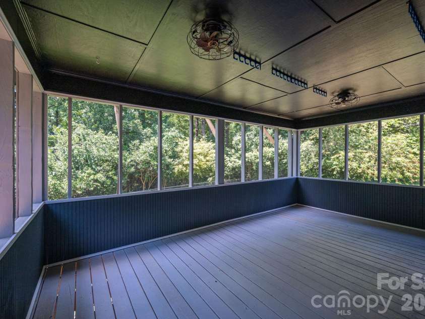 413 Bell Road, Kings Mountain, NC 28086.  MLS# CAR4384355, YatesRealty ID 25034. 