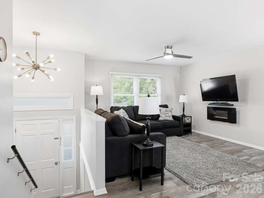 3 Fieldcrest Drive, Candler, NC 28715.  MLS# CAR4379403, YatesRealty ID 25035. 