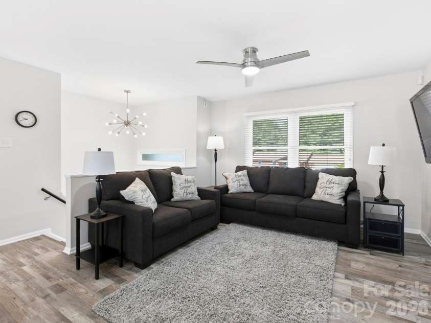 3 Fieldcrest Drive, Candler, NC 28715.  MLS# CAR4379403, YatesRealty ID 25035. 