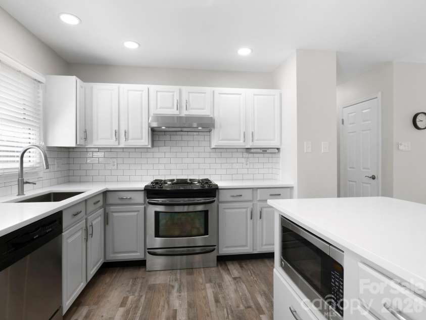 3 Fieldcrest Drive, Candler, NC 28715.  MLS# CAR4379403, YatesRealty ID 25035. 