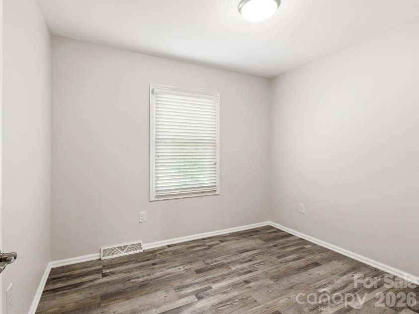 3 Fieldcrest Drive, Candler, NC 28715.  MLS# CAR4379403, YatesRealty ID 25035. BR 3
