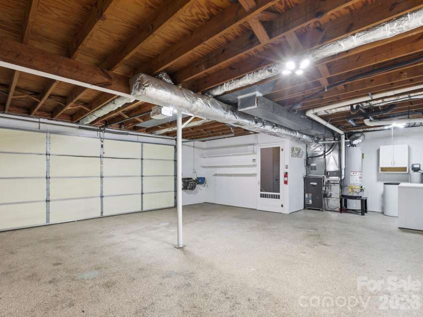 3 Fieldcrest Drive, Candler, NC 28715.  MLS# CAR4379403, YatesRealty ID 25035. Main garage