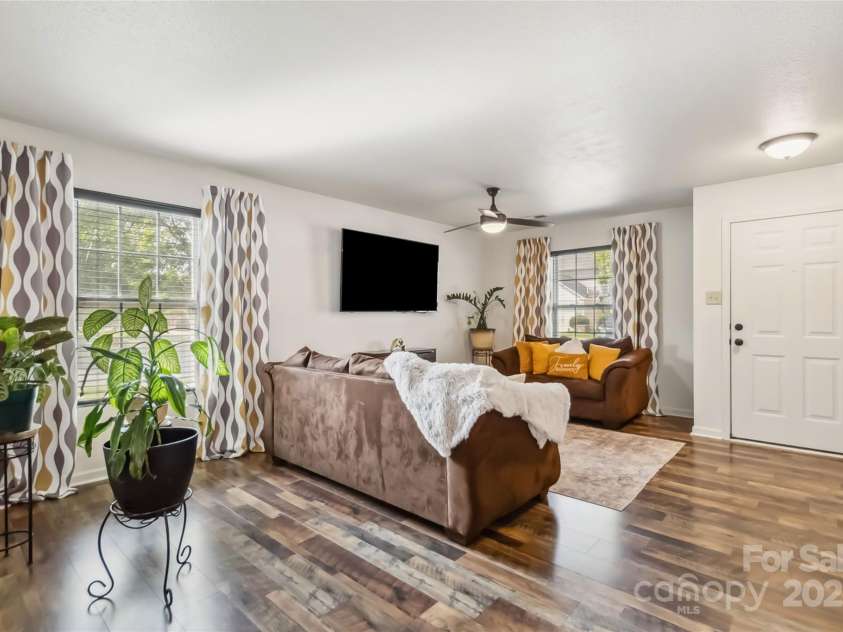 925 Skywatch Lane, Monroe, NC 28112.  MLS# CAR4267103, YatesRealty ID 25035. 