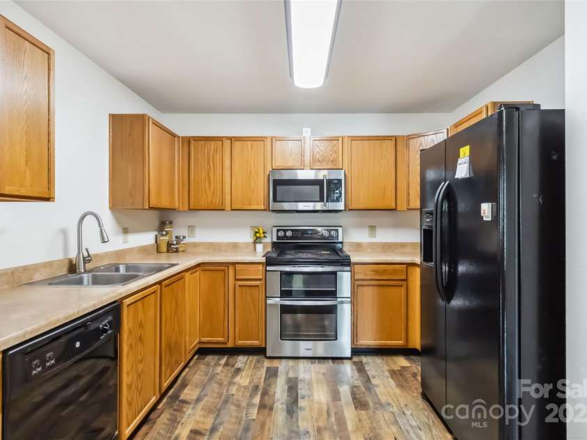 925 Skywatch Lane, Monroe, NC 28112.  MLS# CAR4267103, YatesRealty ID 25035. 