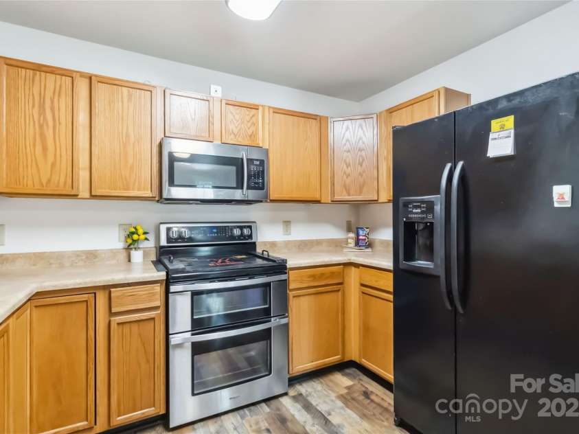 925 Skywatch Lane, Monroe, NC 28112.  MLS# CAR4267103, YatesRealty ID 25035. 