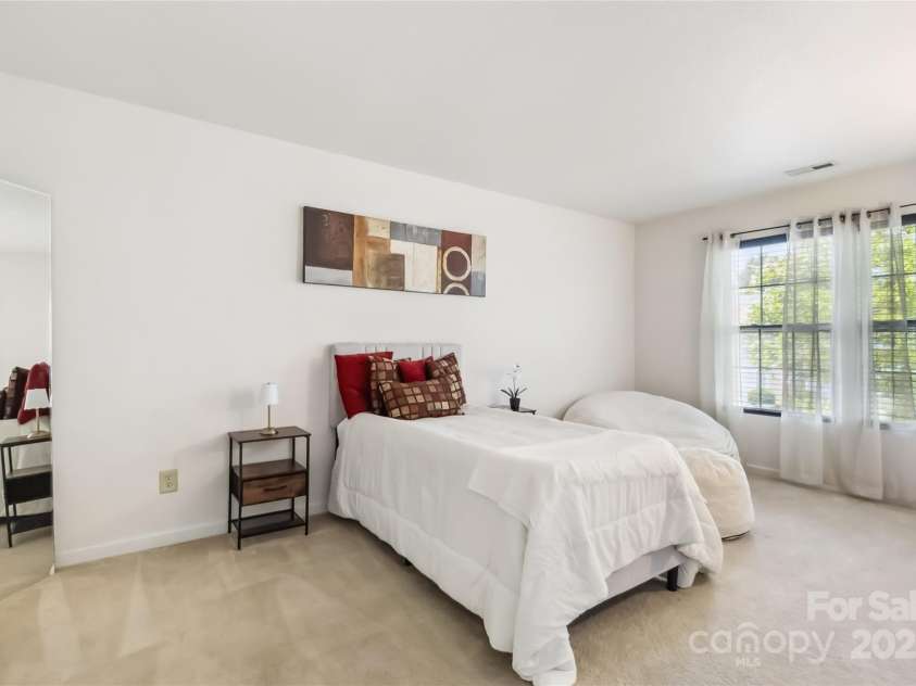 925 Skywatch Lane, Monroe, NC 28112.  MLS# CAR4267103, YatesRealty ID 25035. 