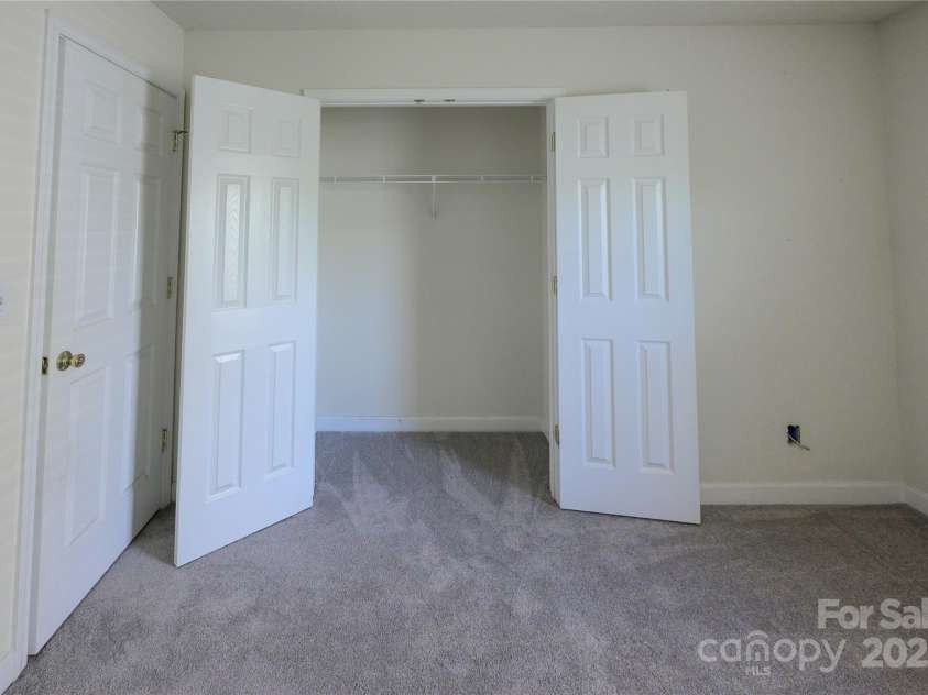 417 Trillium Court, Conover, NC 28613.  MLS# CAR4255335, YatesRealty ID 25038. 