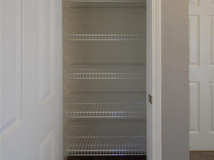 417 Trillium Court, Conover, NC 28613.  MLS# CAR4255335, YatesRealty ID 25038. 