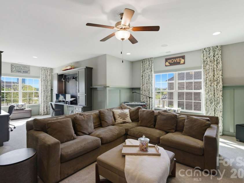 1020 Liggets Drive, Matthews, NC 28104.  MLS# CAR4369265, YatesRealty ID 25040. Spacious bonus/game room