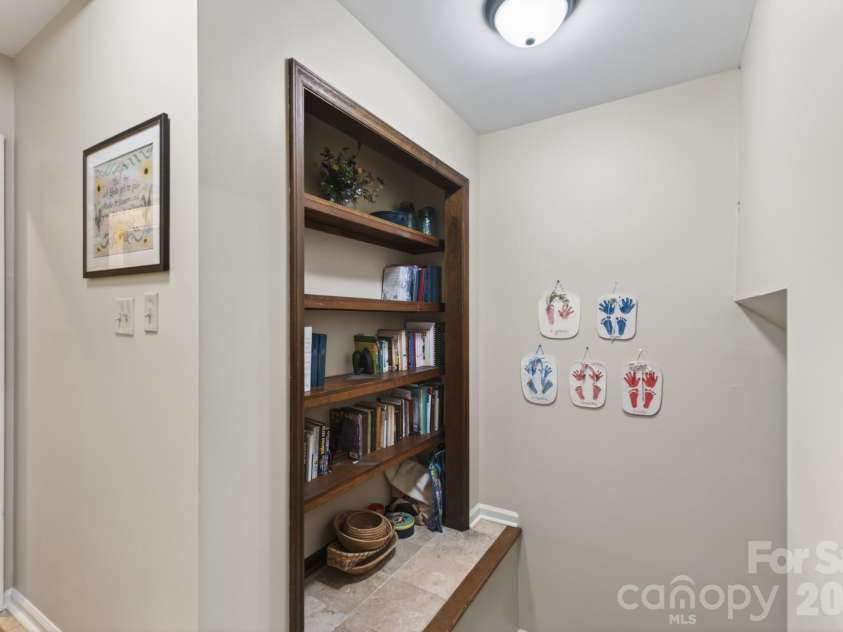 1712 Saddlewood Drive, Fort Mill, SC 29715.  MLS# CAR4381555, YatesRealty ID 25041. 