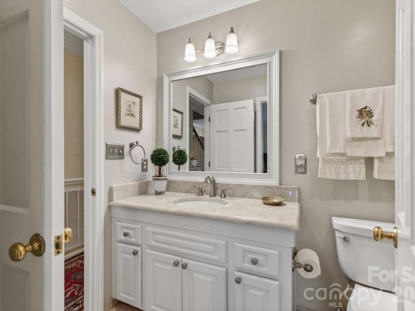 1712 Saddlewood Drive, Fort Mill, SC 29715.  MLS# CAR4381555, YatesRealty ID 25041. 