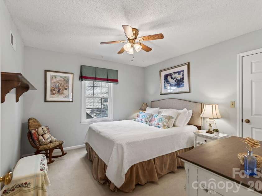 1712 Saddlewood Drive, Fort Mill, SC 29715.  MLS# CAR4381555, YatesRealty ID 25041. 
