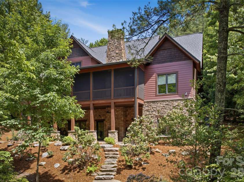 2050 Long Rifle Ridge Road, Nebo, NC 28761.  MLS# CAR4381700, YatesRealty ID 25042. 