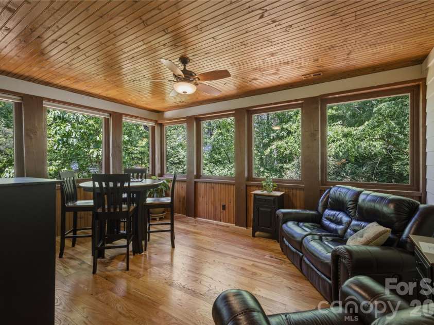 2050 Long Rifle Ridge Road, Nebo, NC 28761.  MLS# CAR4381700, YatesRealty ID 25042. 