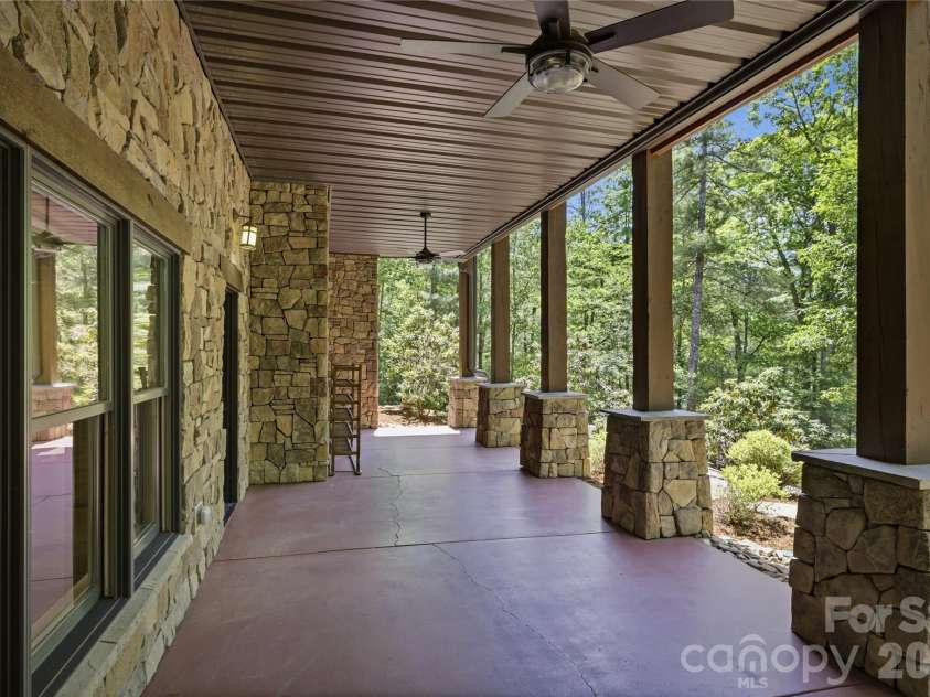 2050 Long Rifle Ridge Road, Nebo, NC 28761.  MLS# CAR4381700, YatesRealty ID 25042. 