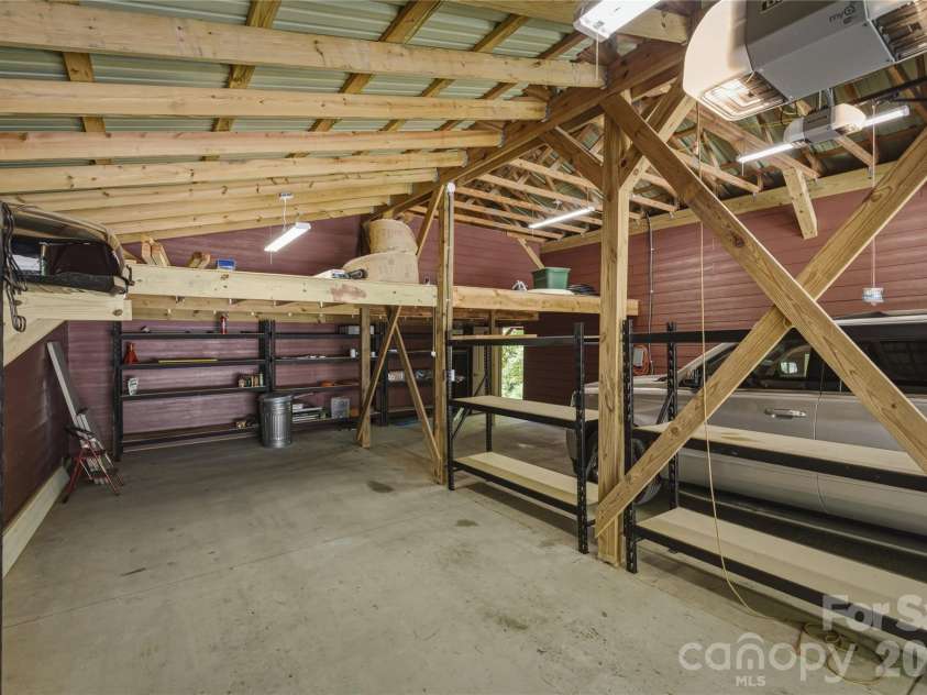 2050 Long Rifle Ridge Road, Nebo, NC 28761.  MLS# CAR4381700, YatesRealty ID 25042. 